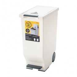 スライドペダルペール45L 写真1