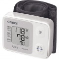 オムロン　デジタル自動血圧計　手首式　HEM-6121 写真1