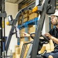 マグネット取付け式タブレットホルダー(9.7?13インチ対応・短アーム) 写真11