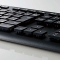 キーボード 無線 ワイヤレス Bluetooth 洗える(IPX5) メンブレン テンキー付き マルチペアリング(3台) 高耐久設計 抗菌 ブラック 写真13