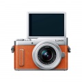 ミラーレス一眼カメラ ルミックス GF10 ダブルレンズキット 標準ズームレンズ/単焦点レンズ付属 オレンジ 写真3