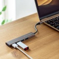 USB Type-C 4ポートスリムハブ 写真3