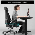 ゲーミングチェア 座面が傾く前傾チルト機能 肩まわりが広いノンバケット形状 ファブリック 高さ調節 蒸れない リクライニング 4Dアームレスト搭載 写真4