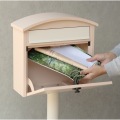 スタンドポスト おしゃれ かわいい 置くだけ 簡単設置 鍵付き ダイヤル式 取り出しやすい アンカー対応 錆びにくい 【Sesto(セスト)】(ピンクベージュ) 写真4