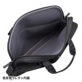 衝撃吸収PCケース(13.3型ワイド) 写真4