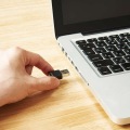 無線ヘッドセット/2.4GHzワイヤレス/オーバーヘッド型/マイクアーム付き/USB-Aアダプタ付/両耳/ブラック 写真5