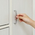 収納棚 ラック 整理棚 3段の扉付き収納 一人暮らしの部屋や狭いスペースにぴったりサイズ ホワイト 白木目 写真6