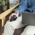 ワイヤレストラックボール Bluetooth チルトホイール マルチペアリング エルゴノミクス形状 手首が楽 5ボタン カウント切り替え 静音 Win/Mac対応 MA-BTTB179BK 写真6