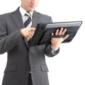 タブレット防水防塵ケース(スタンド付き・ショルダーベルト付き・12.9インチ) 写真6