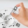 タワー型タップ/12個口/雷サージ付/ホコリ防止シャッター付/固定可能/5ポート合計出力4.8A/2.0m/ホワイト 写真9