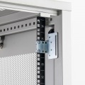 サーバーラック用コンセント専用取り付け金具 写真9